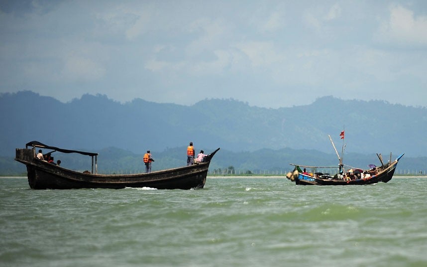 ভেবে দেখেছেন তারা সমুদ্রে কিভাবে বেচে থাকবেPicture link: The telegraph, Bangladesh border guards push back Rohingya Muslims fleeing religious violence in Burma, as they try to cross the Naf river into Bangladesh, Picture: MUNIR UZ ZAMAN/AFP/GettyImages